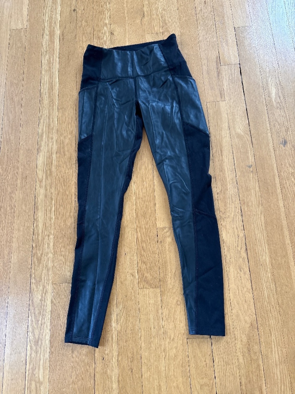Athleta High Rise Gleam Faux Leather Legging XS
